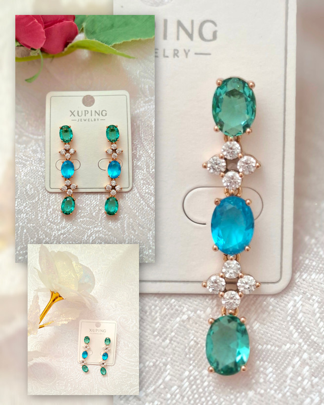 ✨ گوشواره ژوپینگ جواهر نشان اصل، واسه تویی که فقط برند معتبر، استفاده میکنی ✅ 😉 گوشواره جواهر نشان به رنگ سبز زمردی و آبی لاجوردی 💙 شامل سه ردیف جواهر خوش رنگ 🎁 همین حالا ثبت سفارش رو بزن ✅ چون ارسال داریم به همه نقاط کشور عزیزمان 🚚 موجودی محدود است ✨