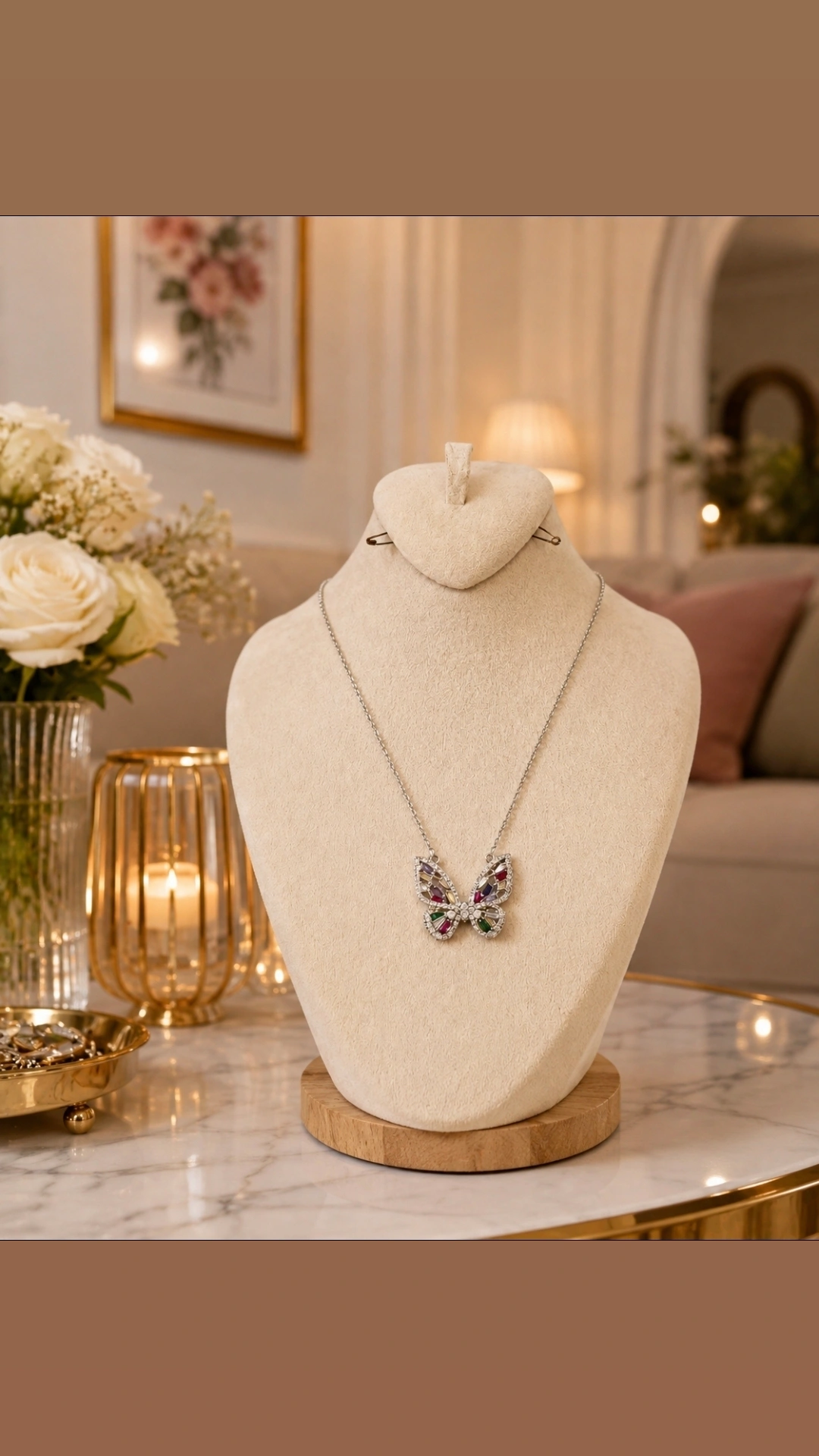 🦋 گردن آویز طرح پروانه ای زیبا 🦋 با جنس بسیار عالی 🌺 تمام جواهر نشان، با رنگبندی بسیار ملیح و چشمگیر 💐 جنس این محصول از استیل ضد زنگ بوده و بدون حساسیت می باشد👌😍 این محصول تضمینی بوده 💯و ارسال به سراسر نقاط کشور وجود دارد 🚚👏🎉